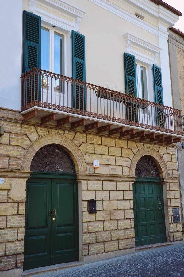 Bed and Breakfast Beb Cornelia Atri Exterior foto