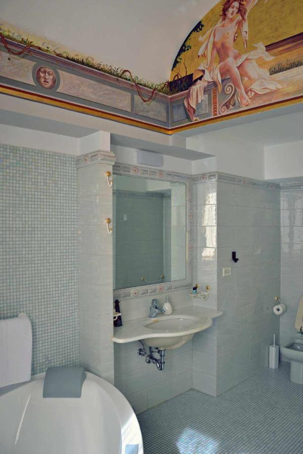 Bed and Breakfast Beb Cornelia Atri Exterior foto